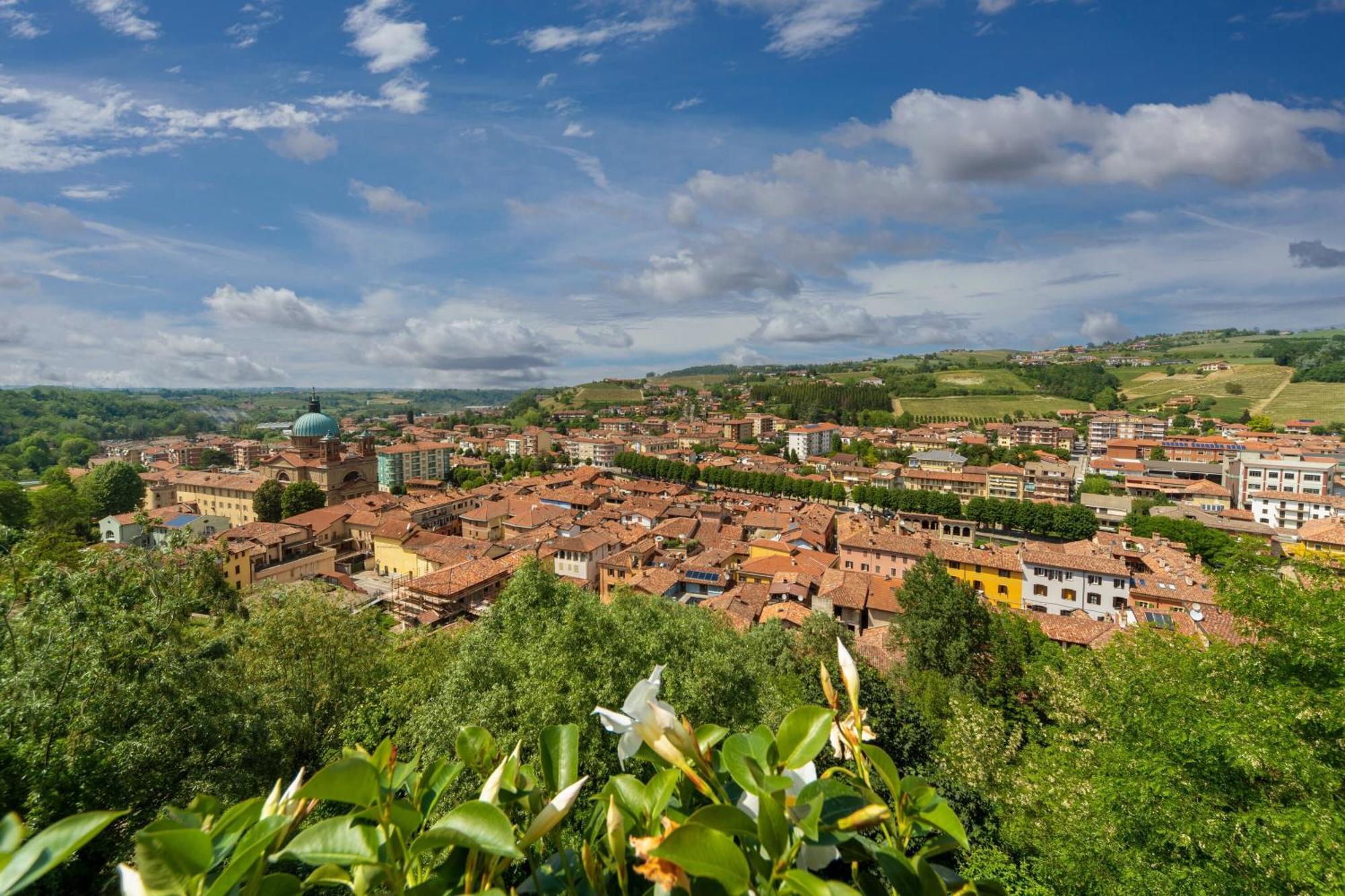 Dogliani Borgo Castello - Happy Rentals 外观 照片